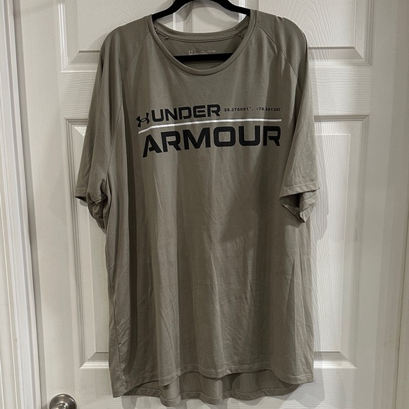 Under Armour Men's Tan Short Sleeve Tee - Picture 1 of 4